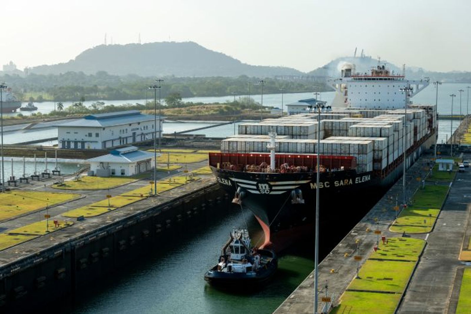Panama Canal to cut one Neopanamax ship transit by September