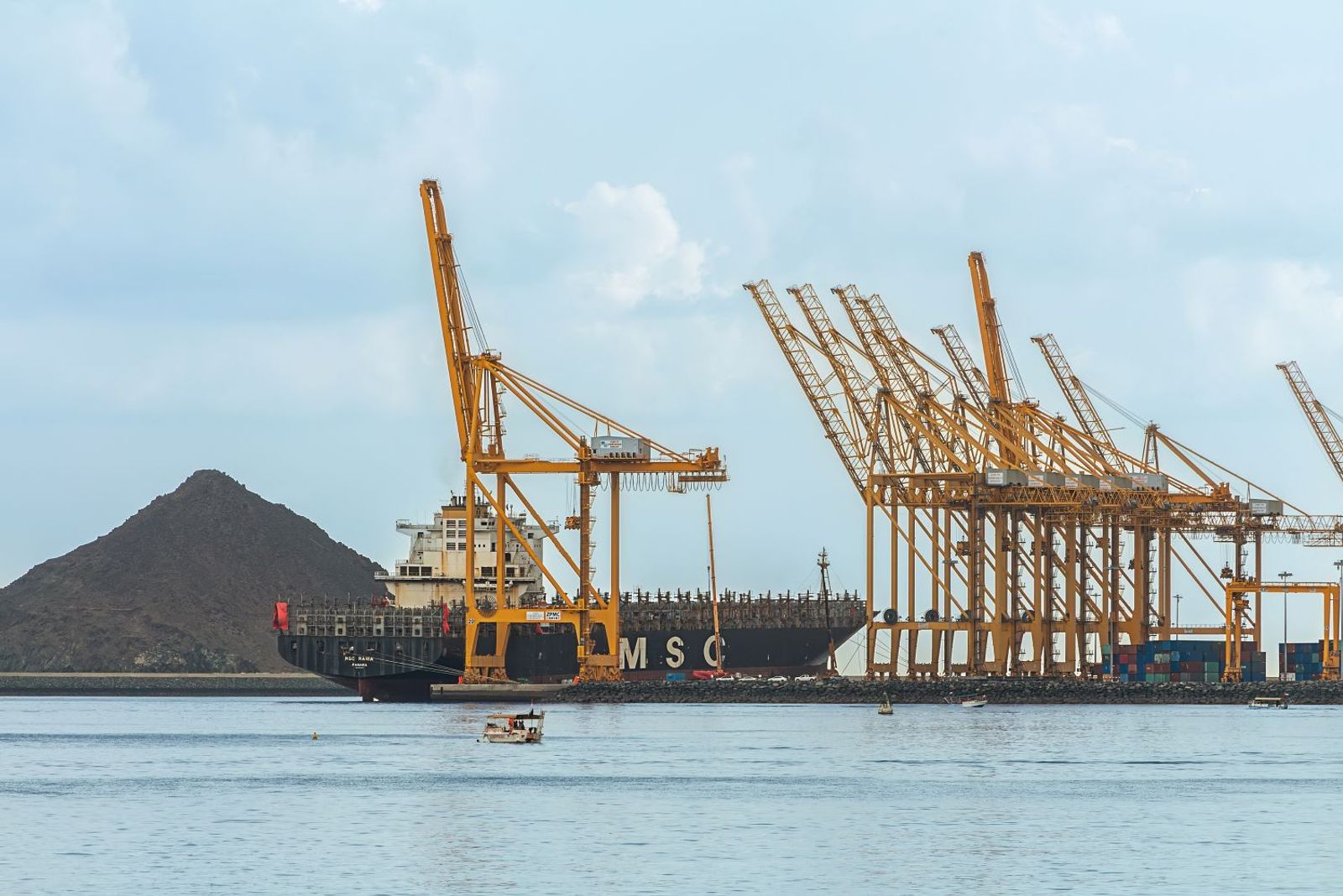 Congestion, vessel attacks exacerbate India-Middle East cargo flow strain